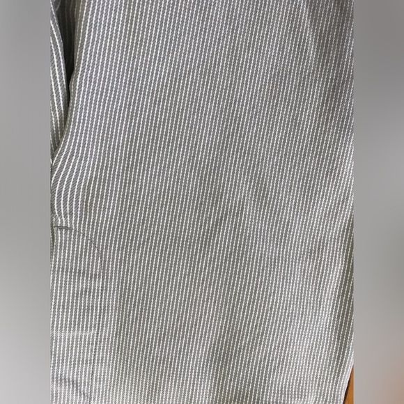 Reitmans Cropped Pants - Picture 3 of 4